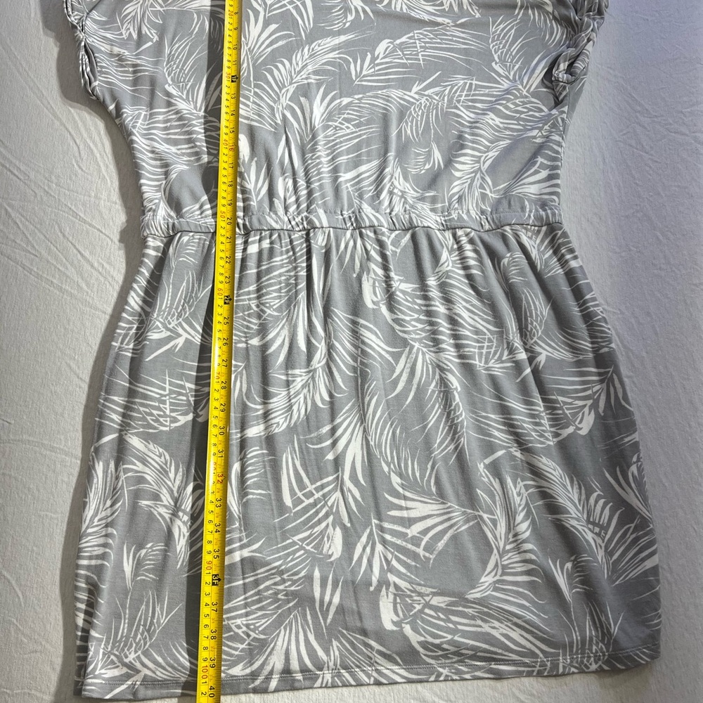 Hilary Radley Gray and White Leaf Print Dress - Picture 10 of 11